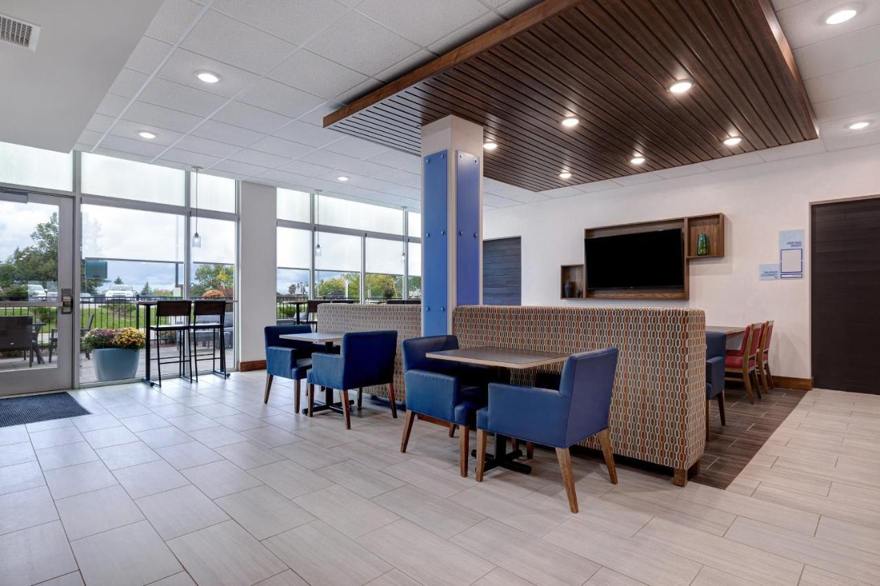 Holiday Inn Express & Suites - Grand Rapids South - Wyoming By Ihg Extérieur photo