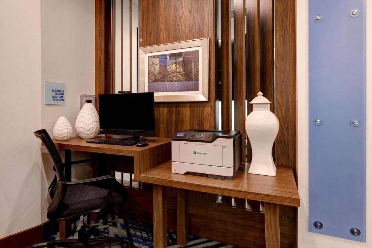 Holiday Inn Express & Suites - Grand Rapids South - Wyoming By Ihg Extérieur photo